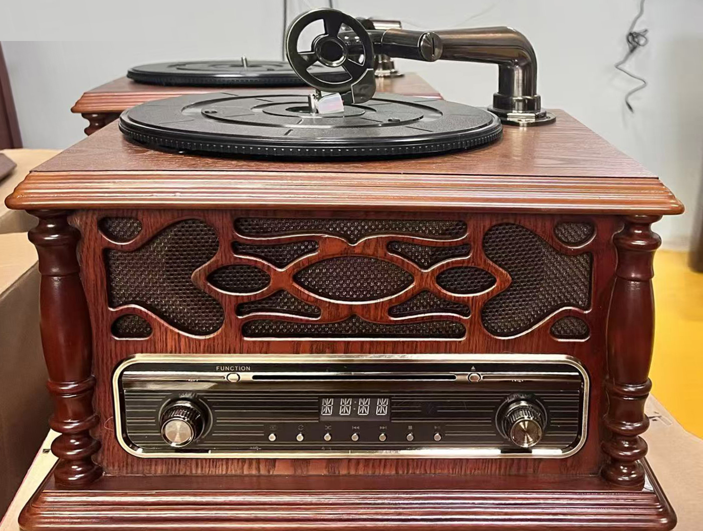 Vintage Gramophone Model S380