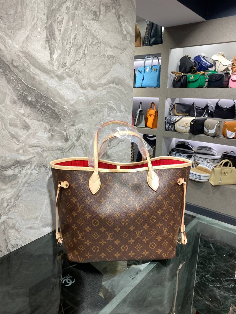 Louis Vuitton Neverfull MM 