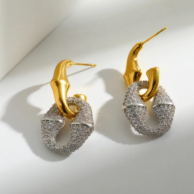 Juego de joyas plateadas