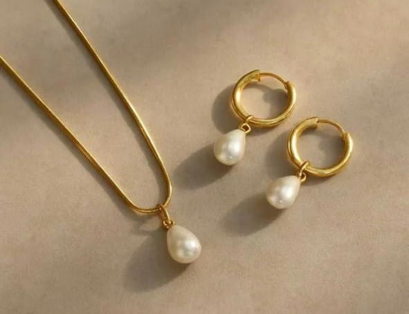 Juego de joyería con perlas