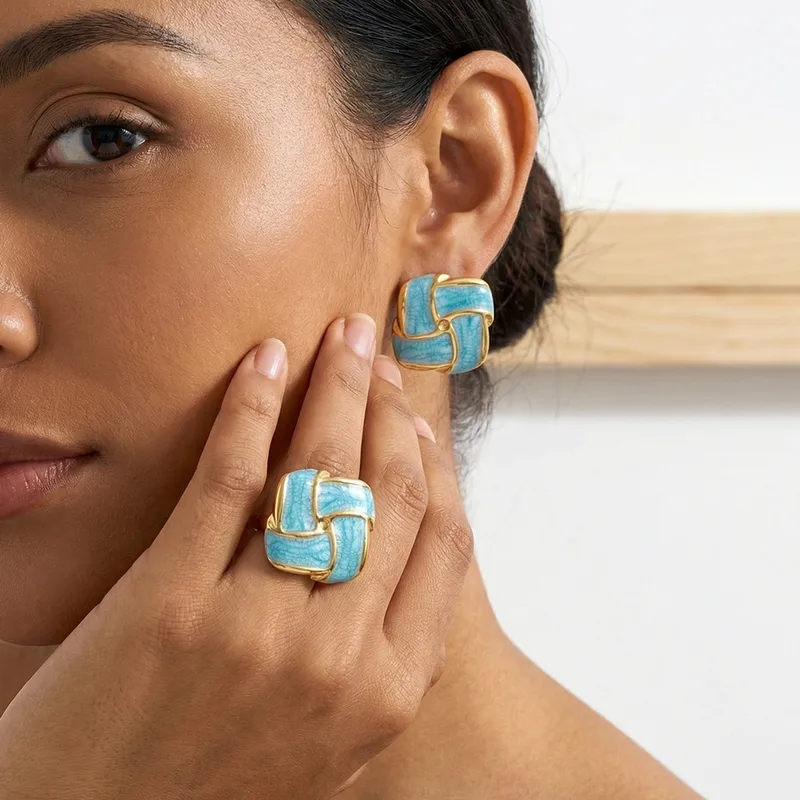 Set de aretes y anillo azul