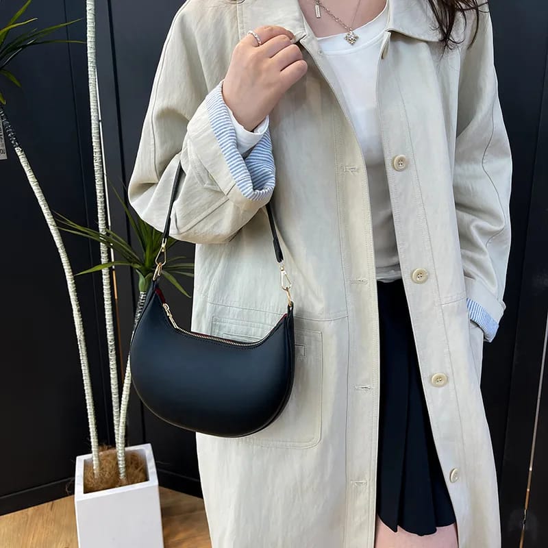 Bolso de Mano Negro Minimalista