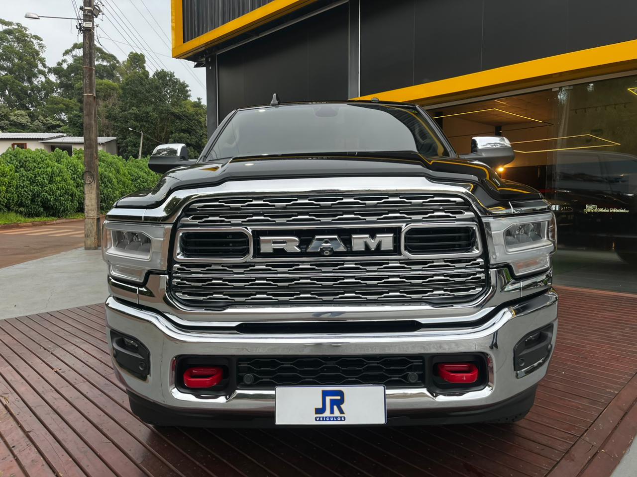 RAM LARAMIE 2500 2021