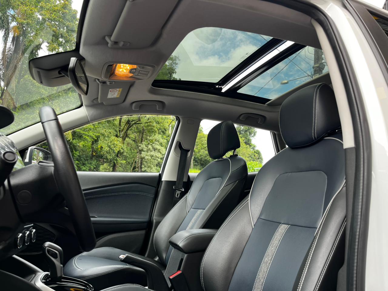 TRACKER PREMIER 2023