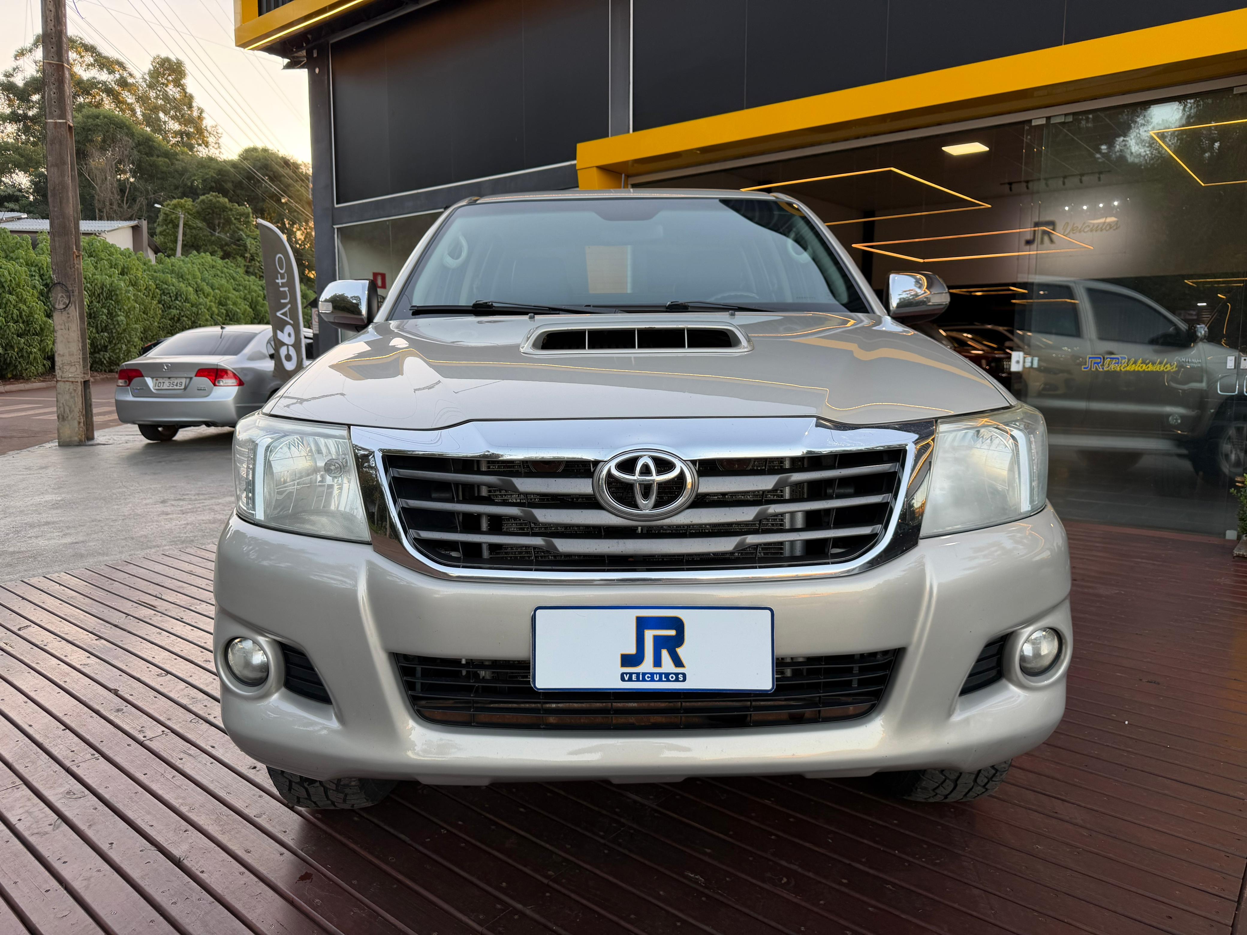 HILUX SRV 4x4 2014