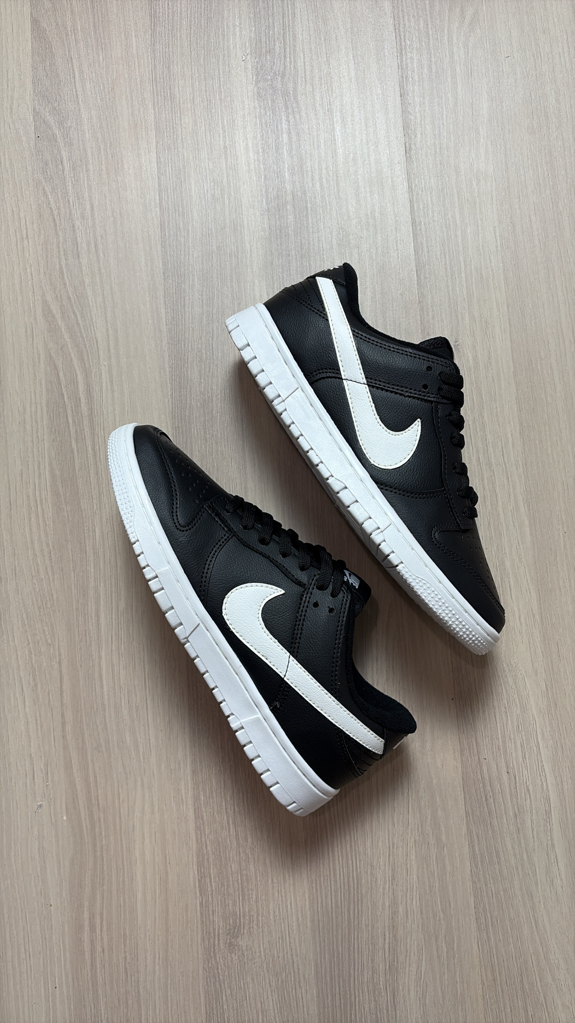 Tênis Nike sb Preto e Branco