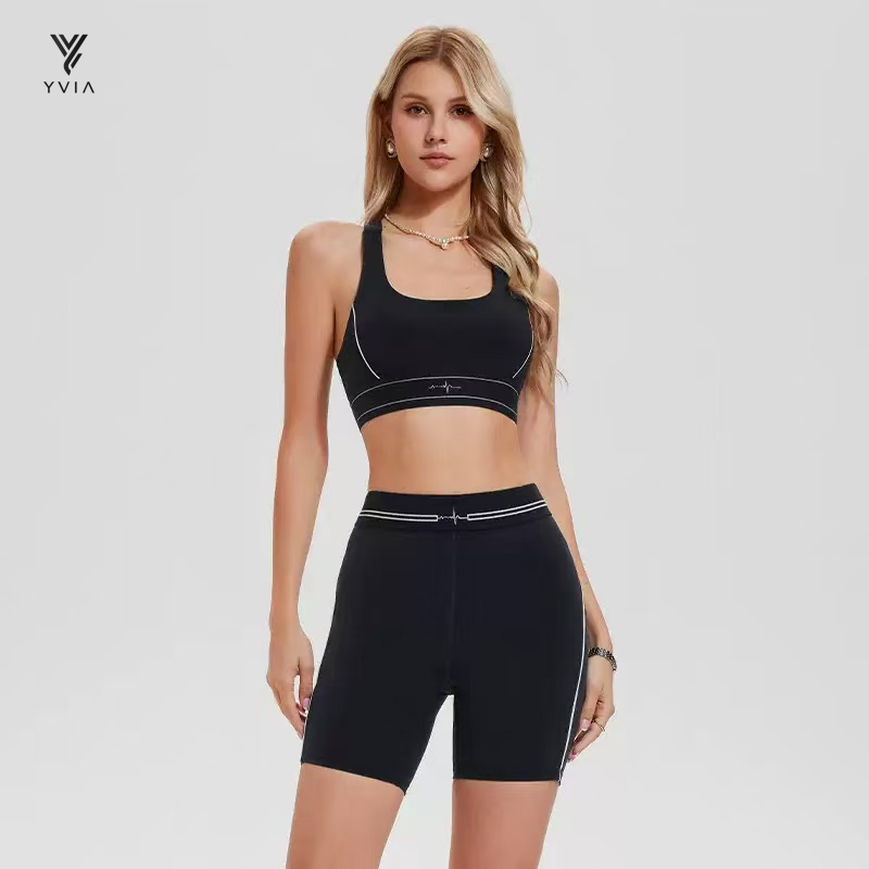 Áo Bra + Quần legging thiết kế ôm với các đường viền kẻ COSLEAF 
