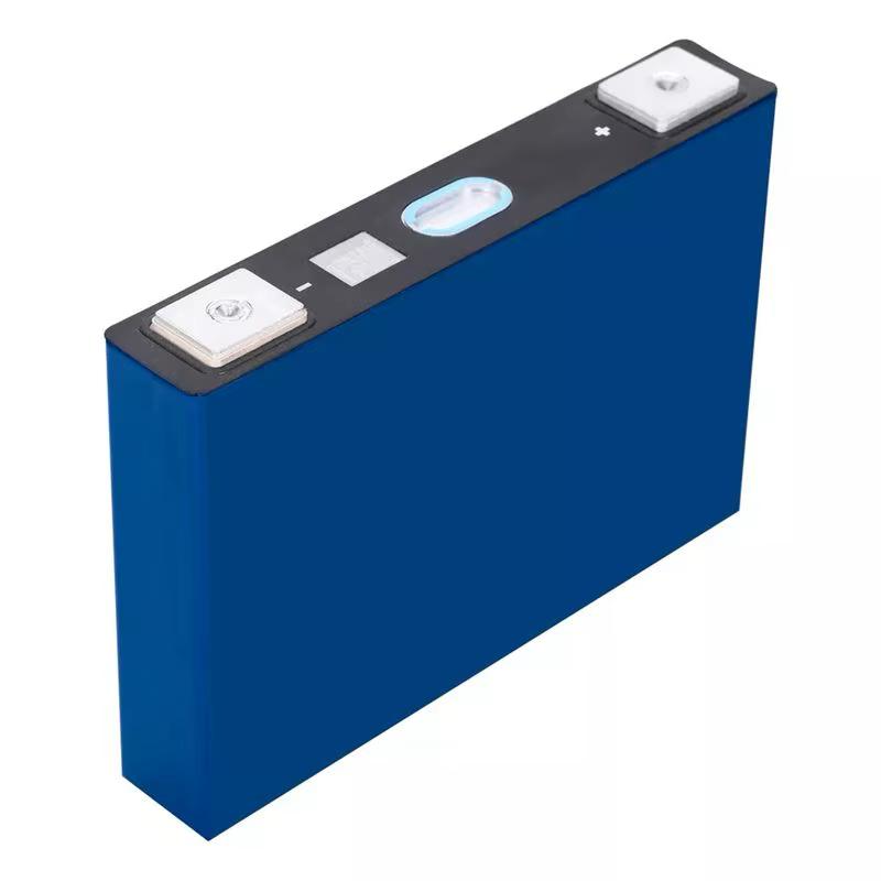 بطارية Lithium-Ion فائقة الأداء – طاقة قوية وشحن فائق السرعة