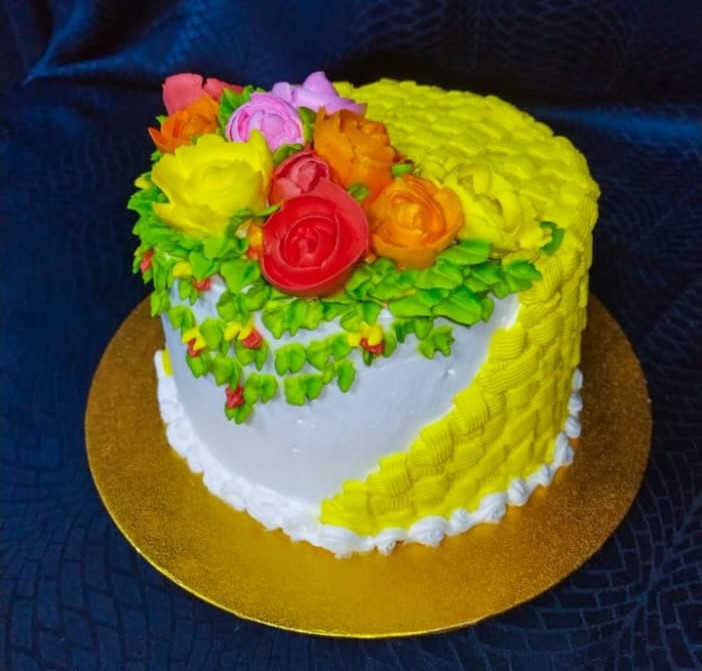 Pastel Floral en Chantilly 6”