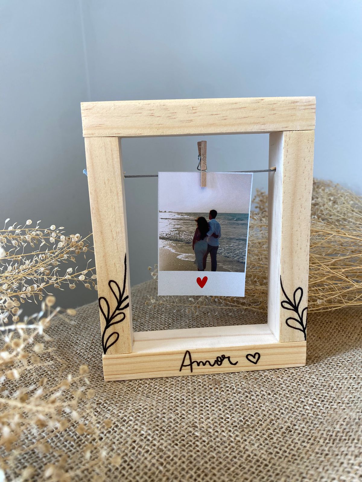 Porta Retrato Polaroid - Especial namorados