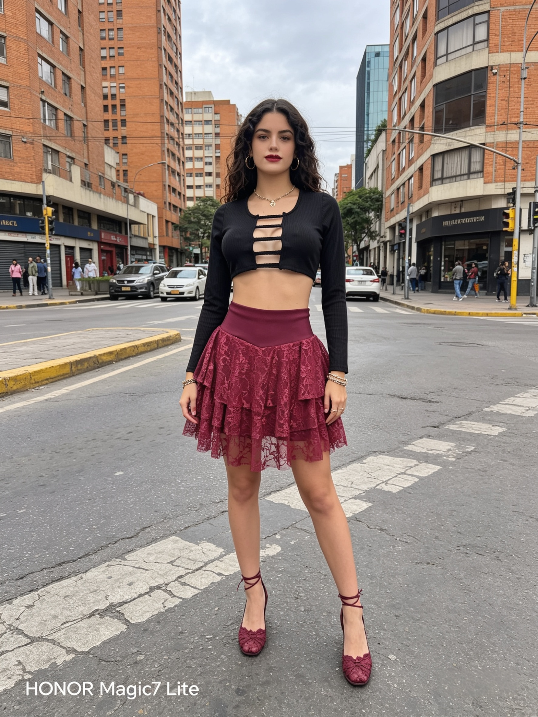 Falda de encaje burdeos