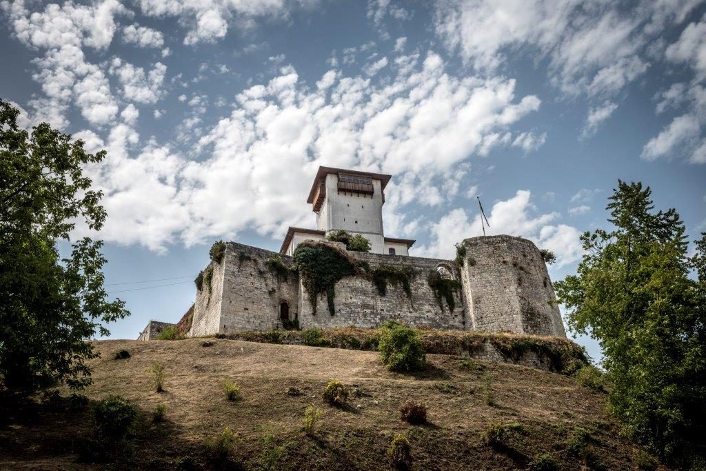 Tuzla (Gardina Burg 1333)