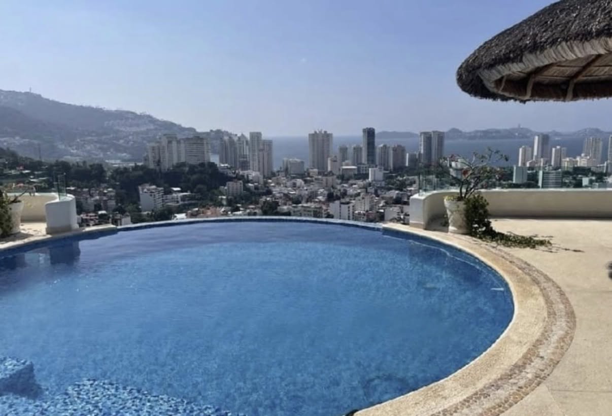 Departamento con Vista Espectacular a la Bahía de Acapulco Costa Azul