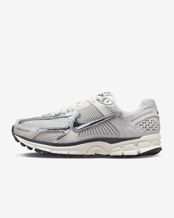 Nike Vomero 5 Grey