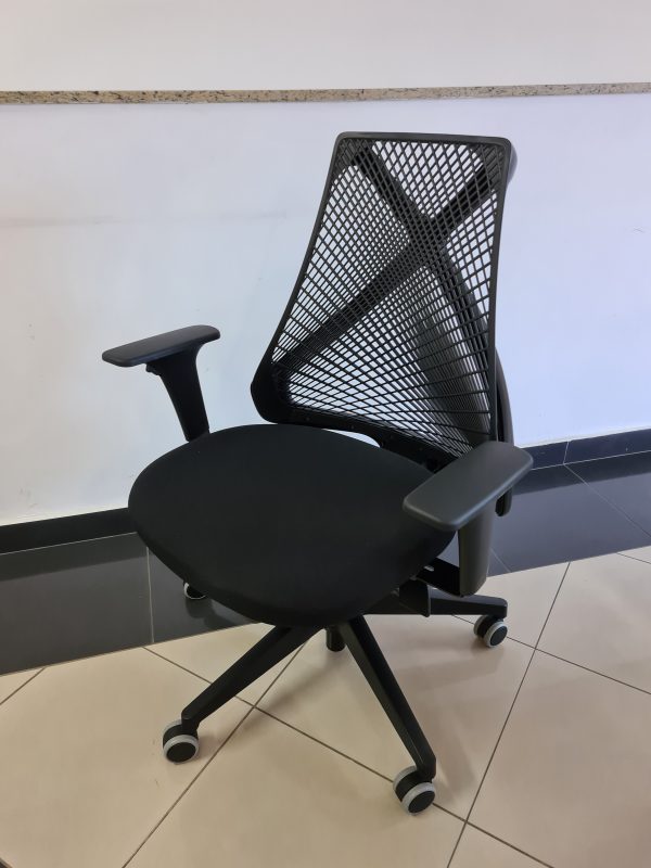 POLTRONA BIX – R$ 1.290,00