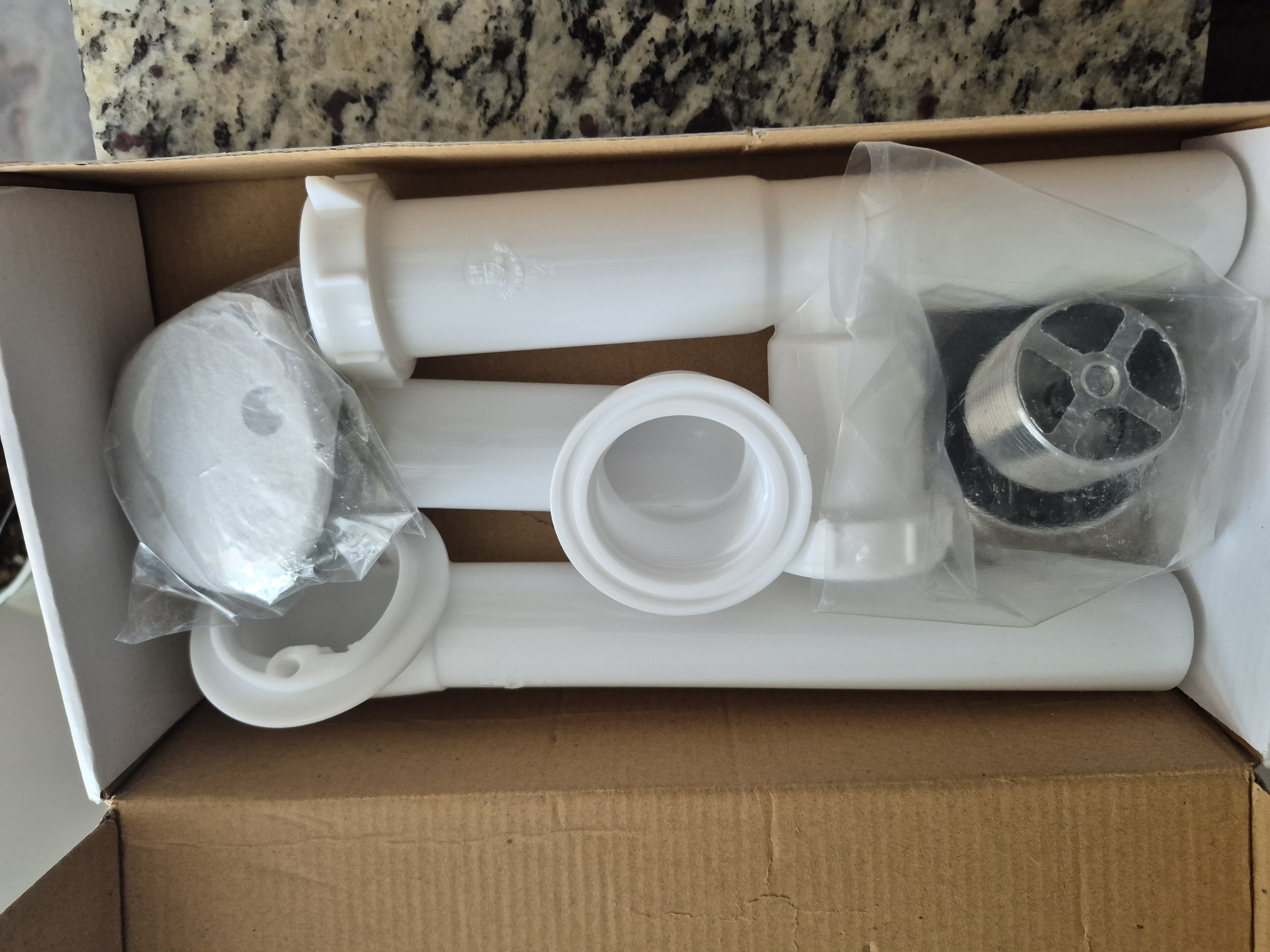 Universal bathtub drainpipe Kit