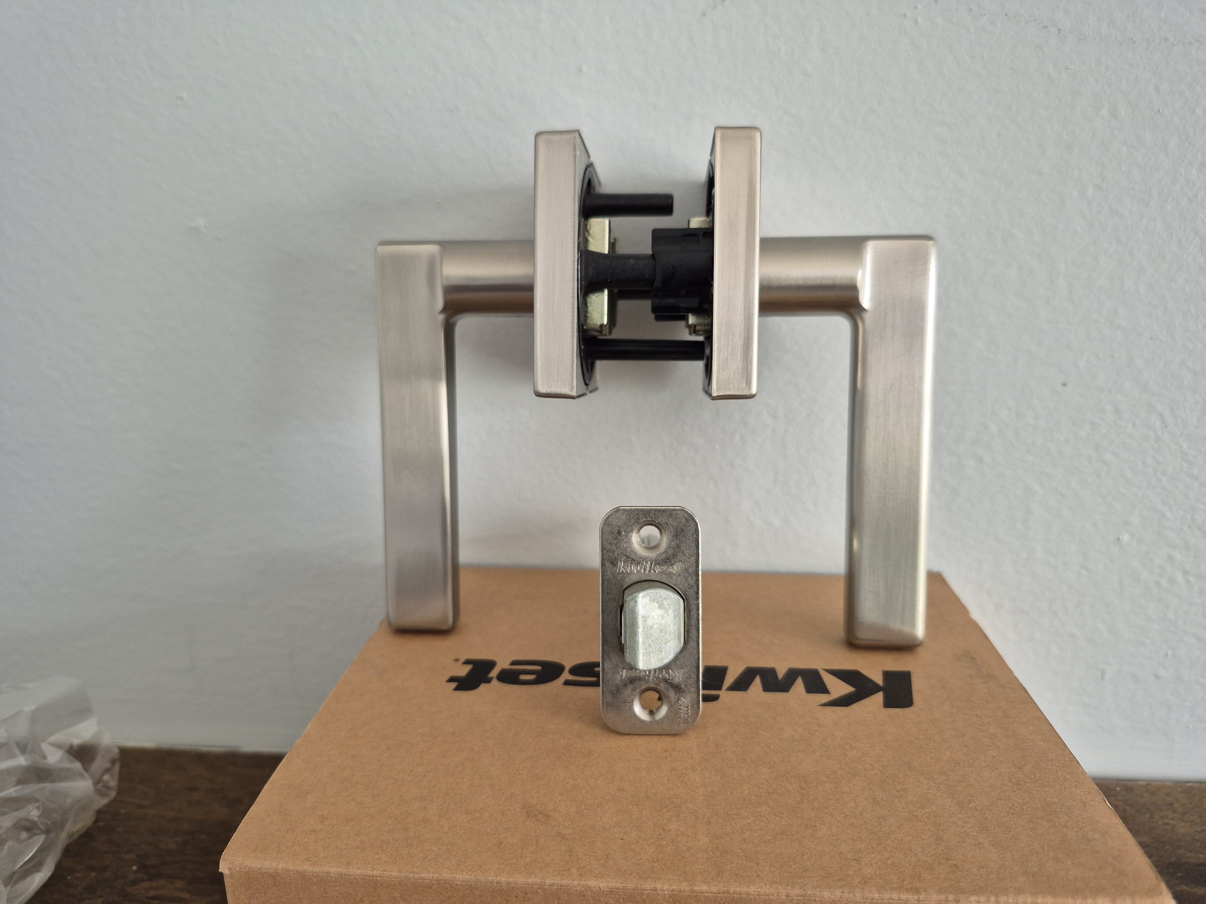 Kwikset Halifax Privacy Door Lever