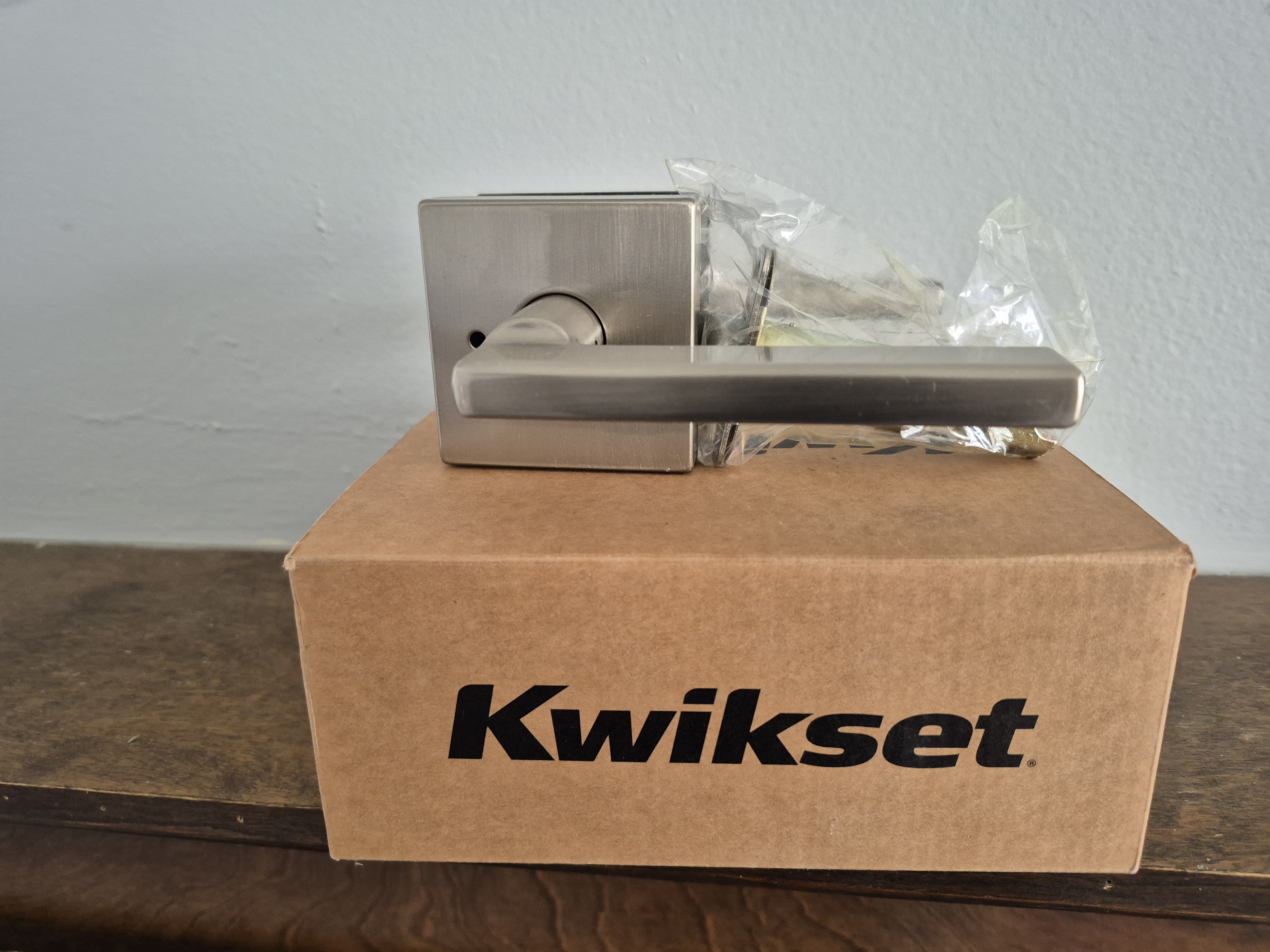 Kwikset Satin Nickel Lever Hallway Door Handle