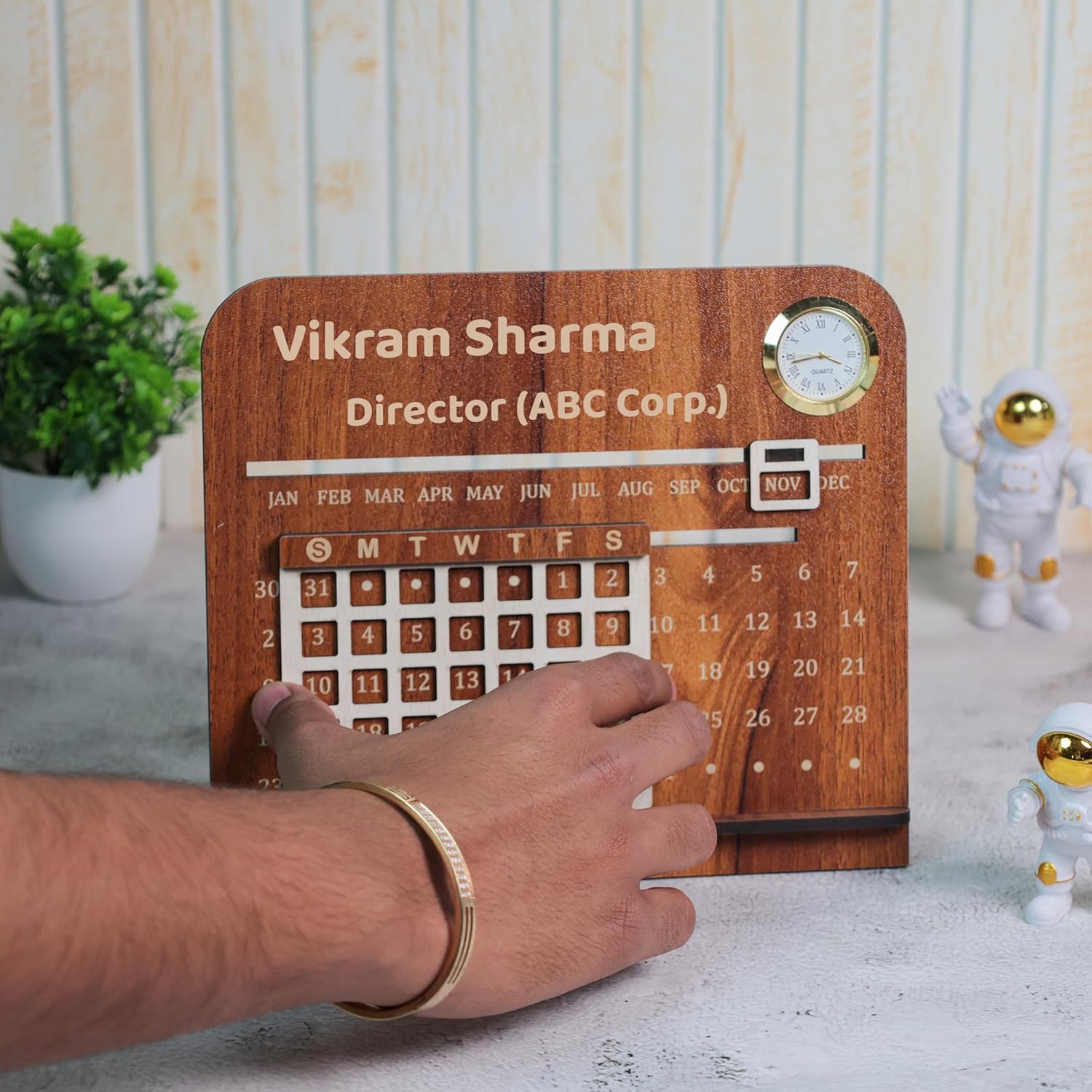 Personalized Wooden Desk Calendar