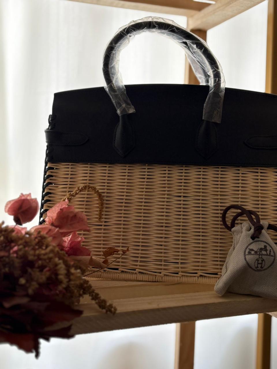 Bolsa Artesanal Hermes de Palha e Couro