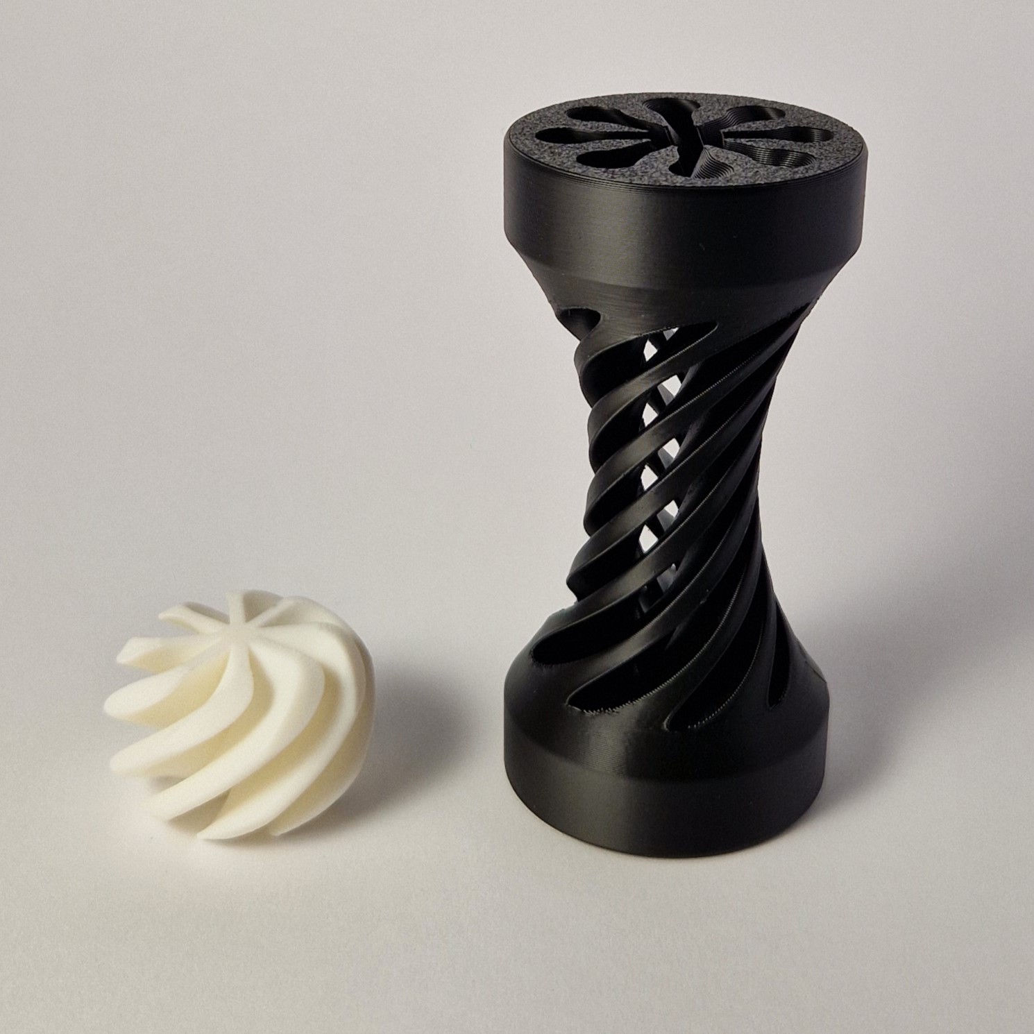 3D fidget žaislas – besisukanti spiralė Vortex