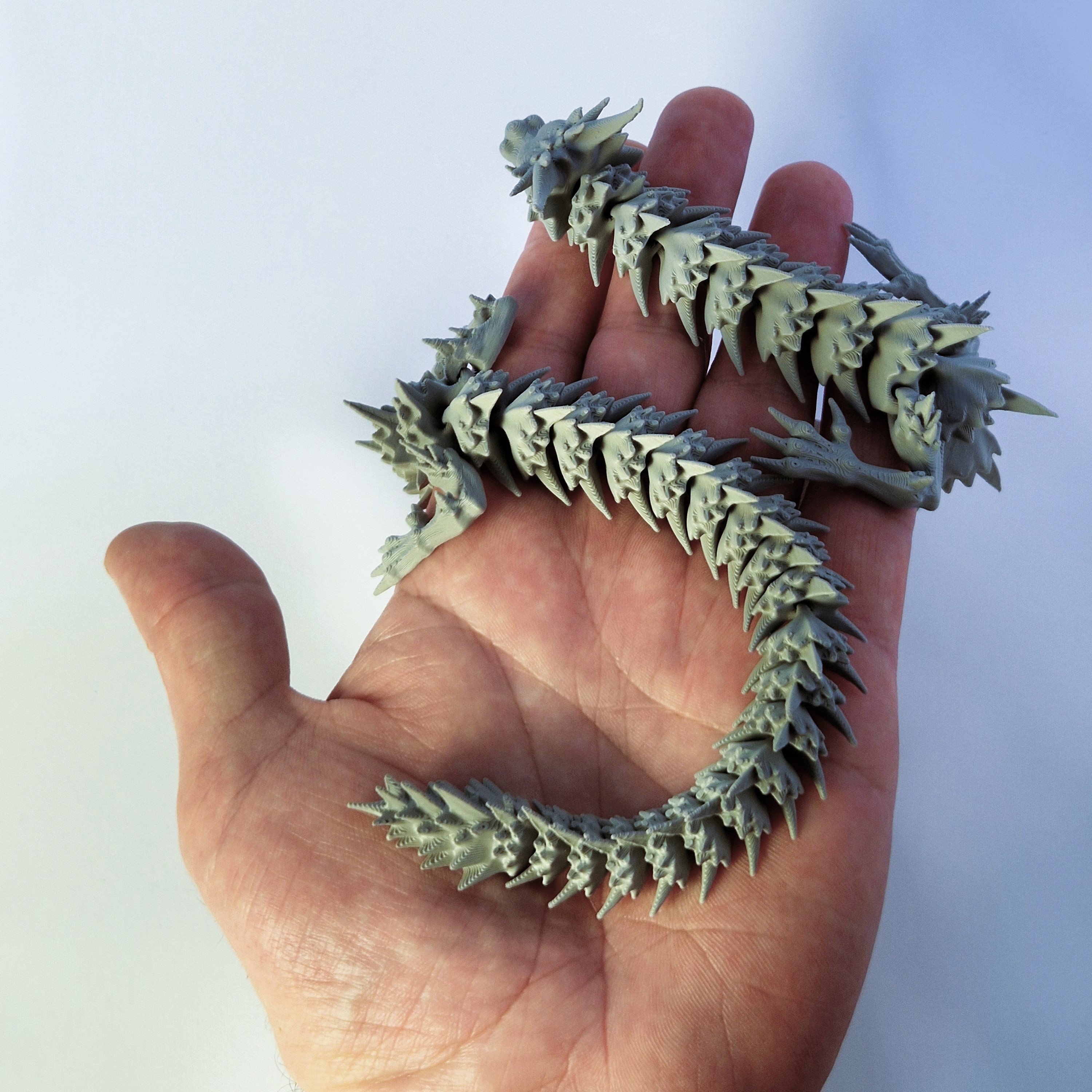 3D spausdintas lankstus drakonas – kolekcinis dekoratyvinis modelis