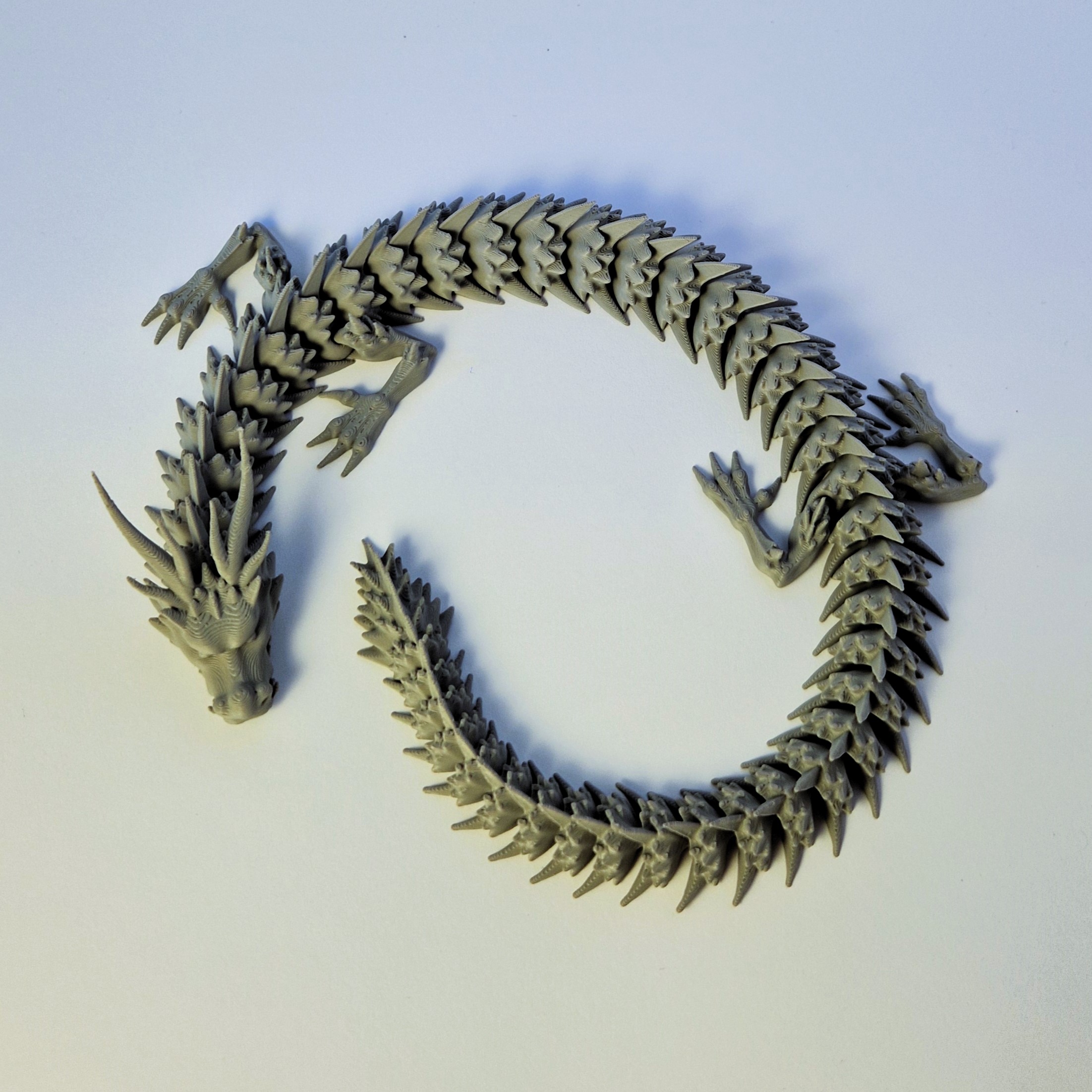3D spausdintas lankstus drakonas – kolekcinis dekoratyvinis modelis