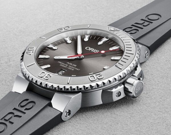 Oris Aquis Date Relief Authentic Store Quality Automatic Mens Watch