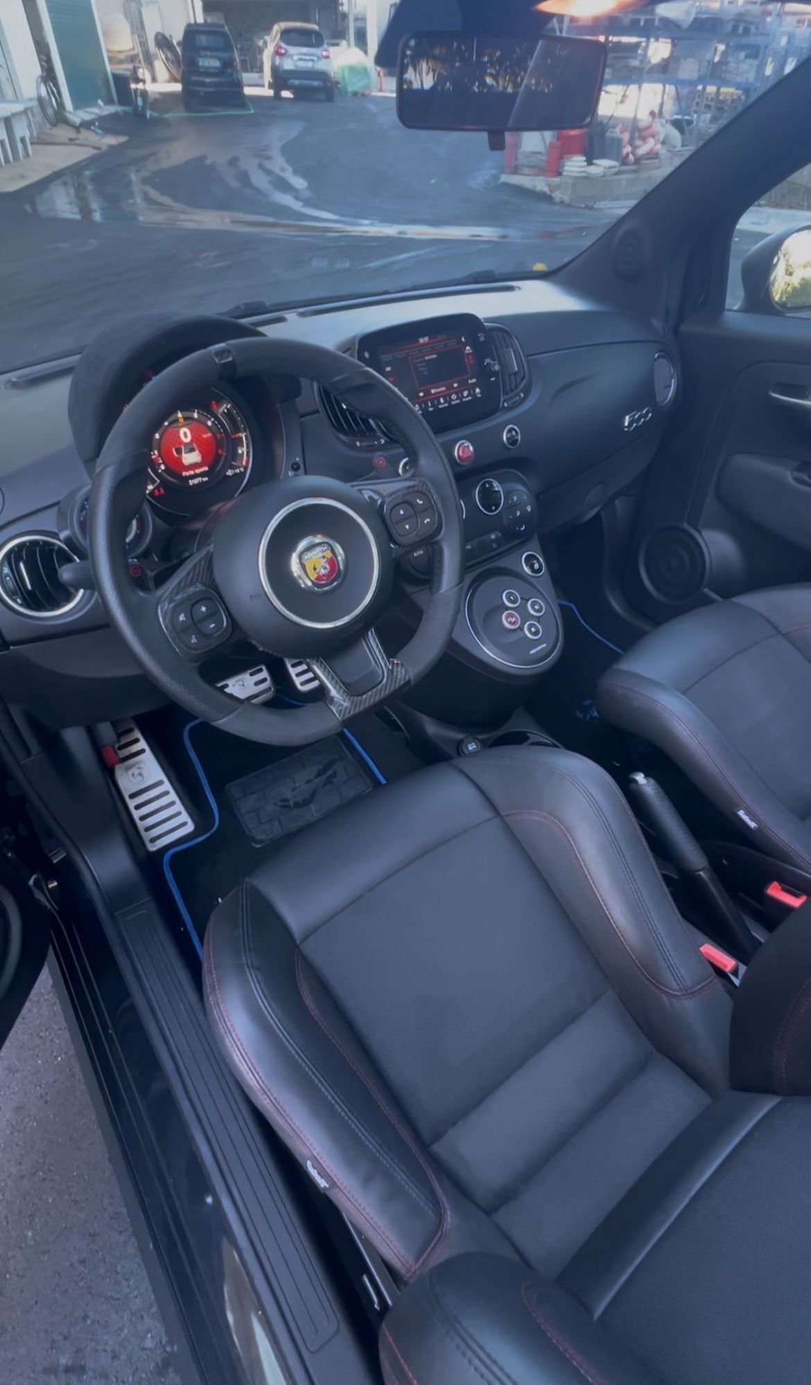 ABARTH 695 CABRIO COMPETIZIONE