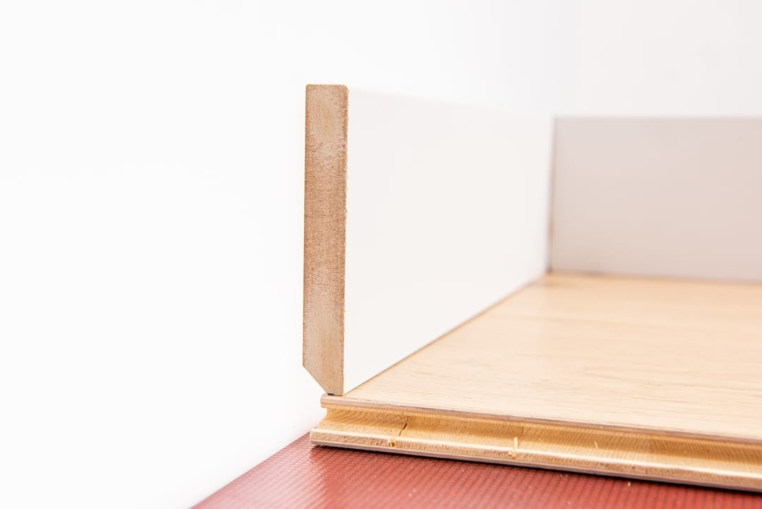 Rodapié DM Hidrófugo lacado blanco 2250mm