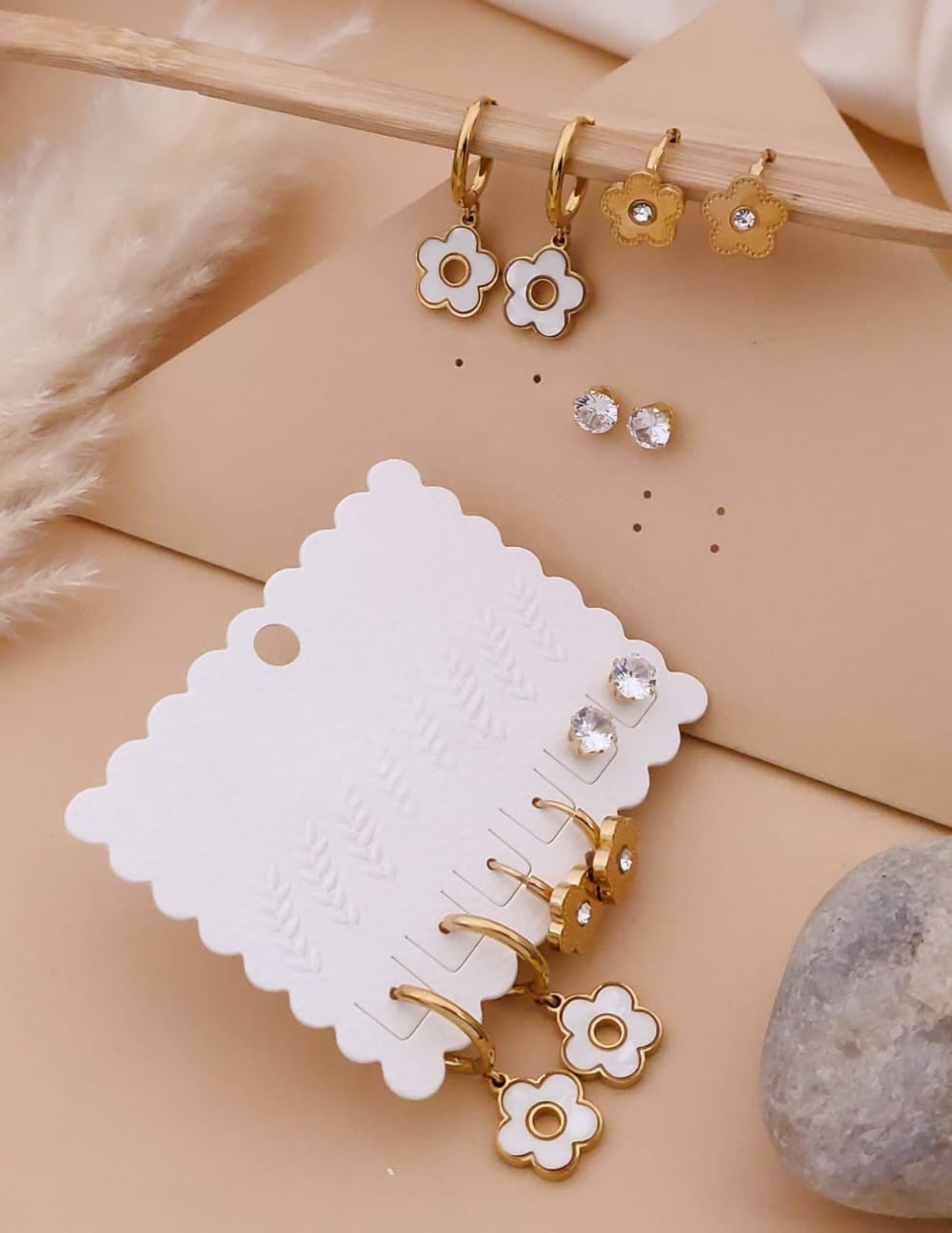 Gold Floral Earrings Set