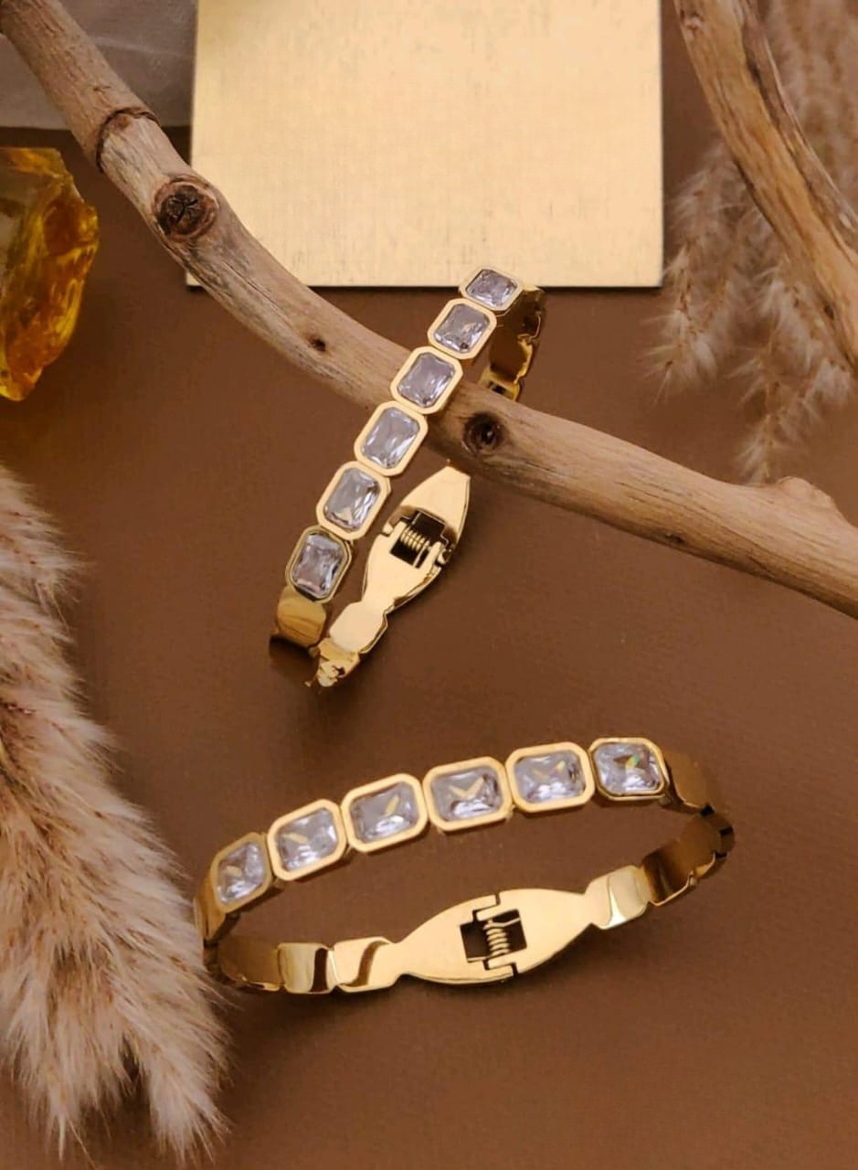 Gold-Plated Crystal Bracelet