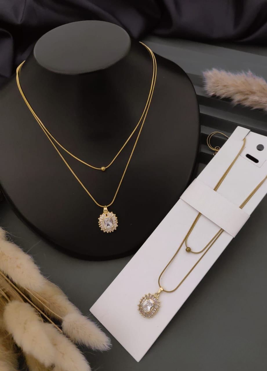 Elegant Dual Layer Necklace