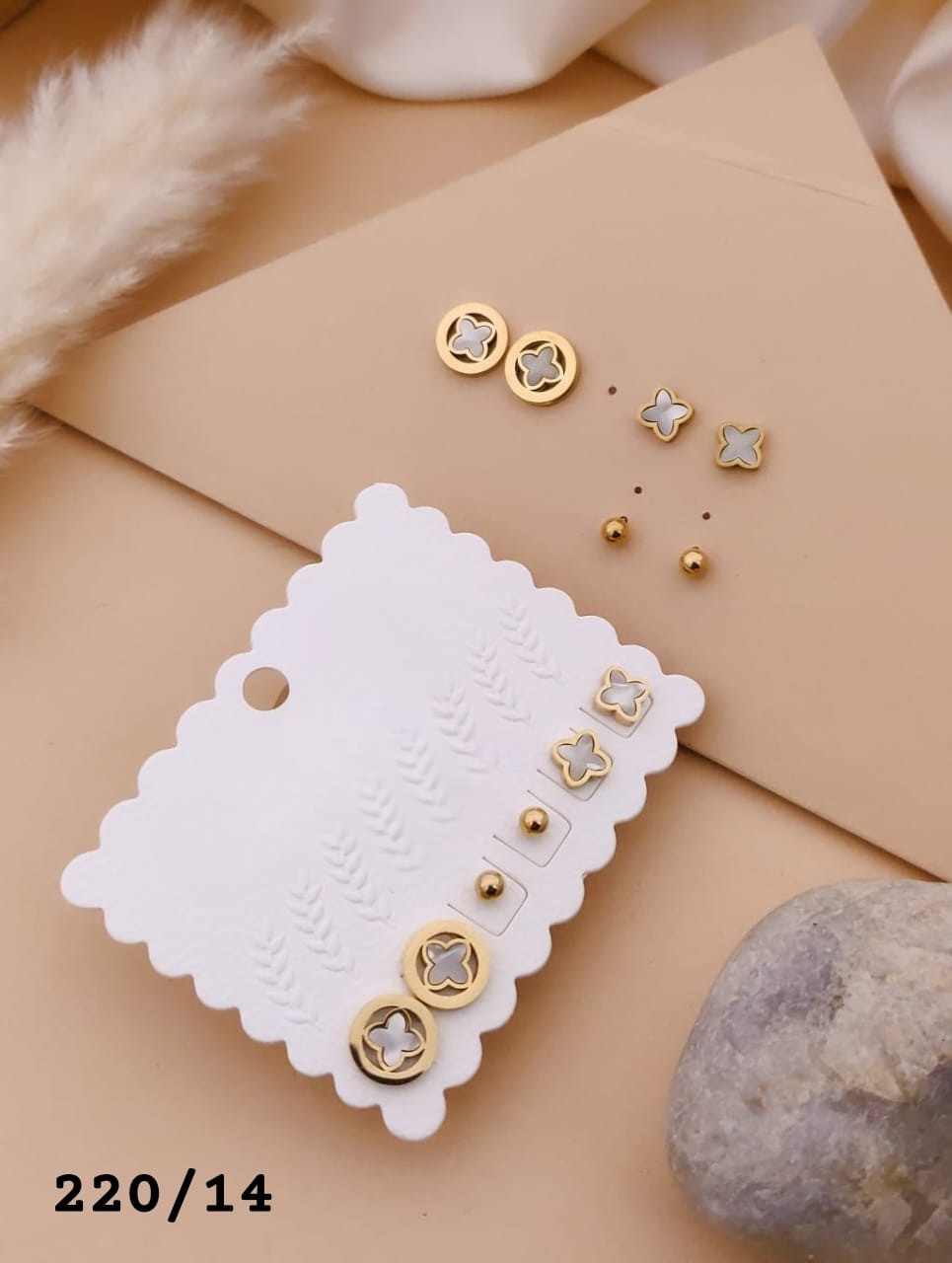 Elegant Gold Stud Earring Set