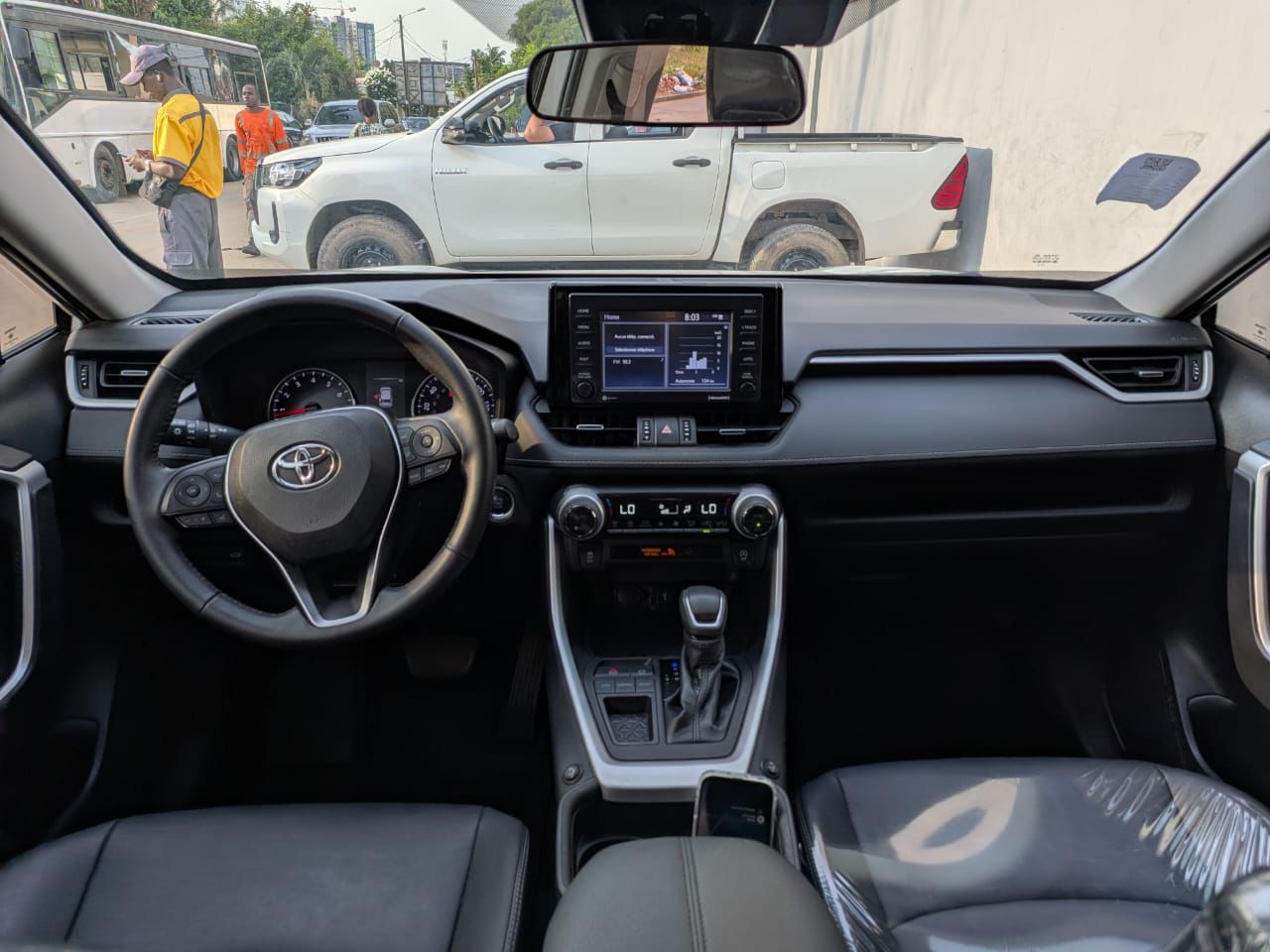 TOYOTA RAV4 XLE 2021