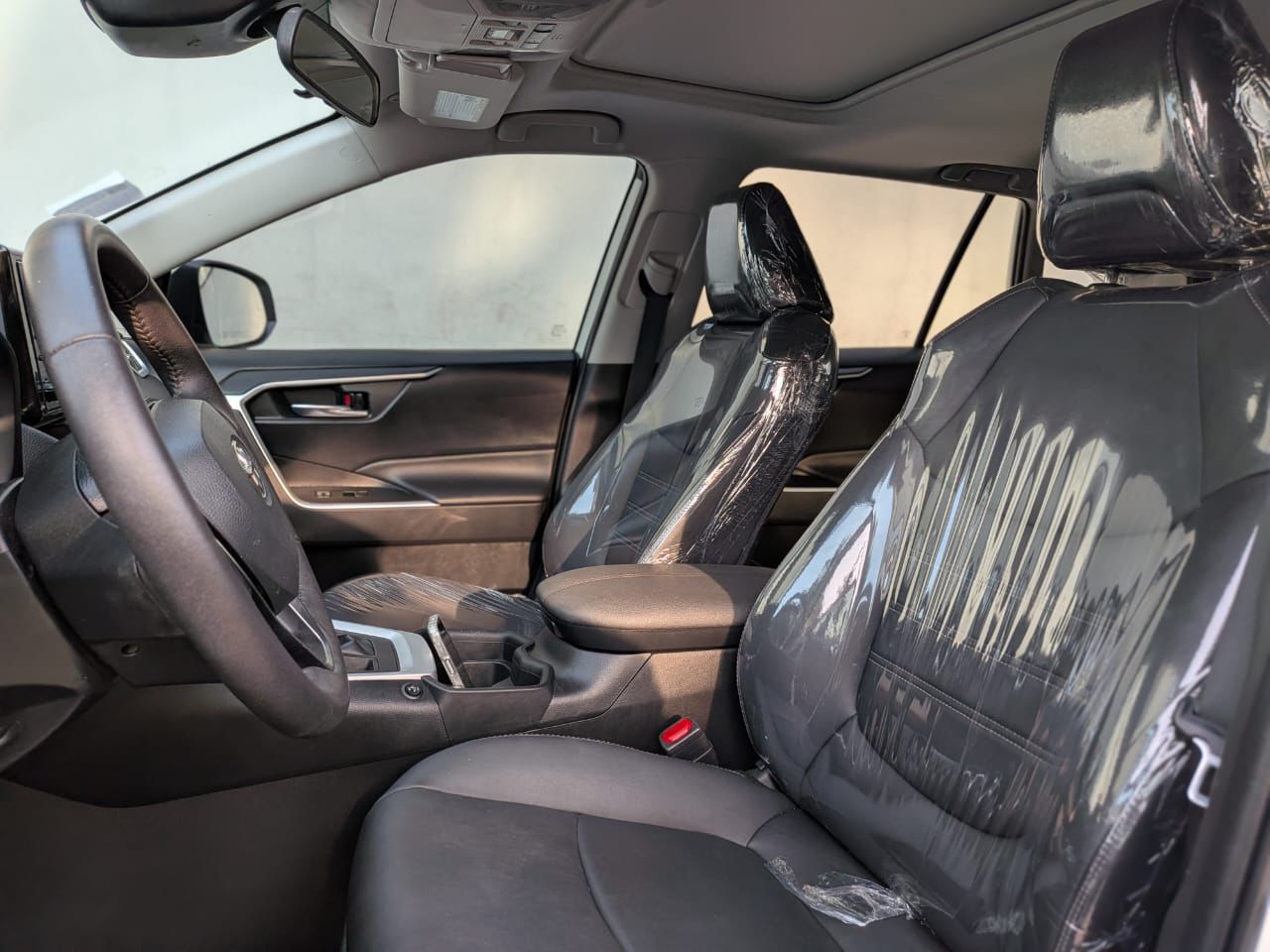 TOYOTA RAV4 XLE 2021