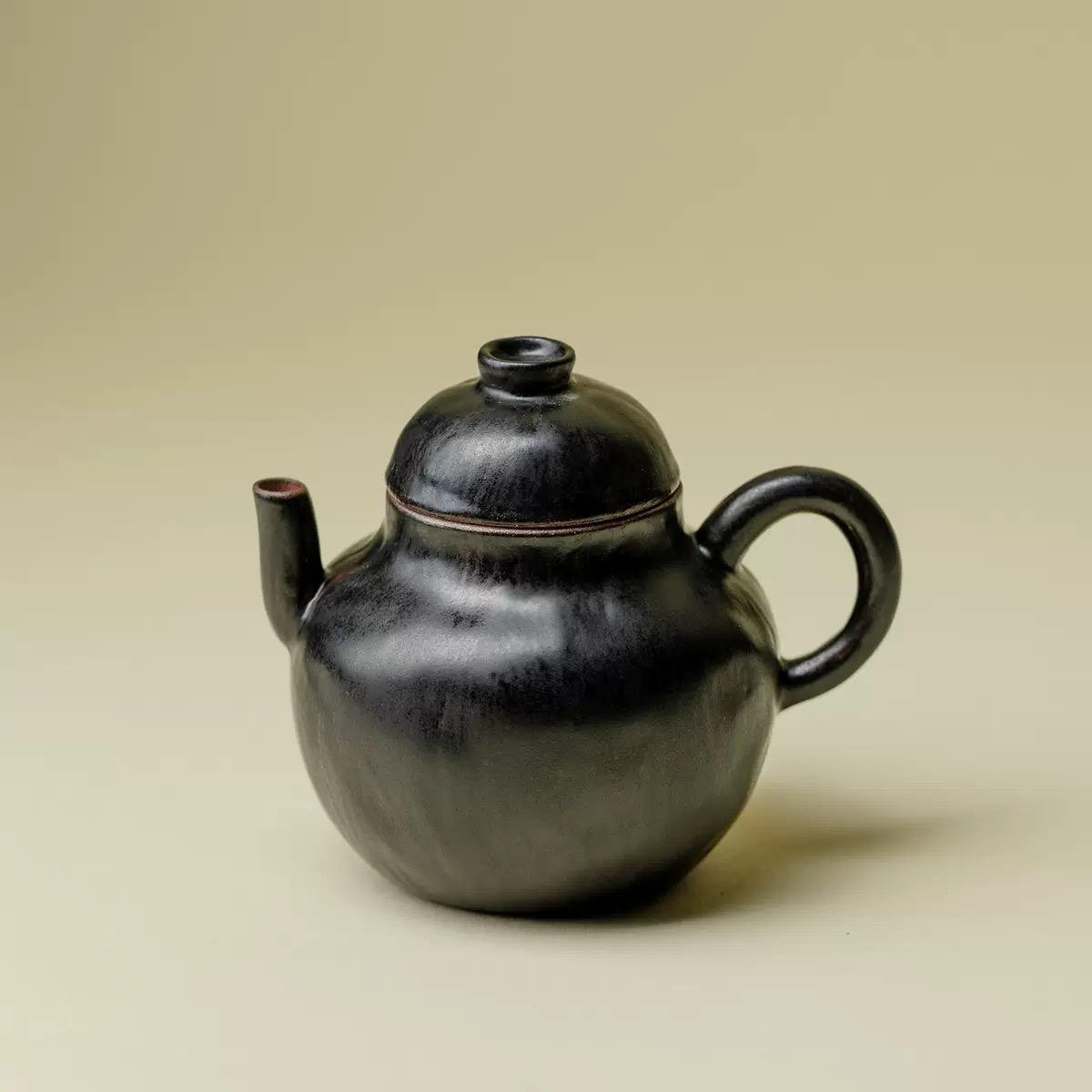 Wabi-Sabi Black Stoneware Pear-shaped Teapot
