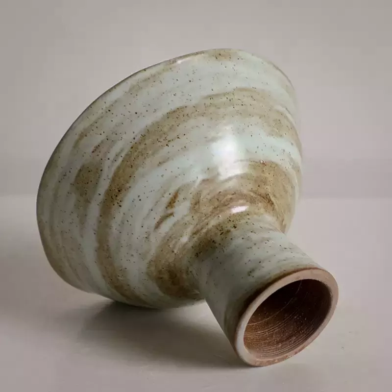 Tall-legged Kiln-fired Ceramic Plate