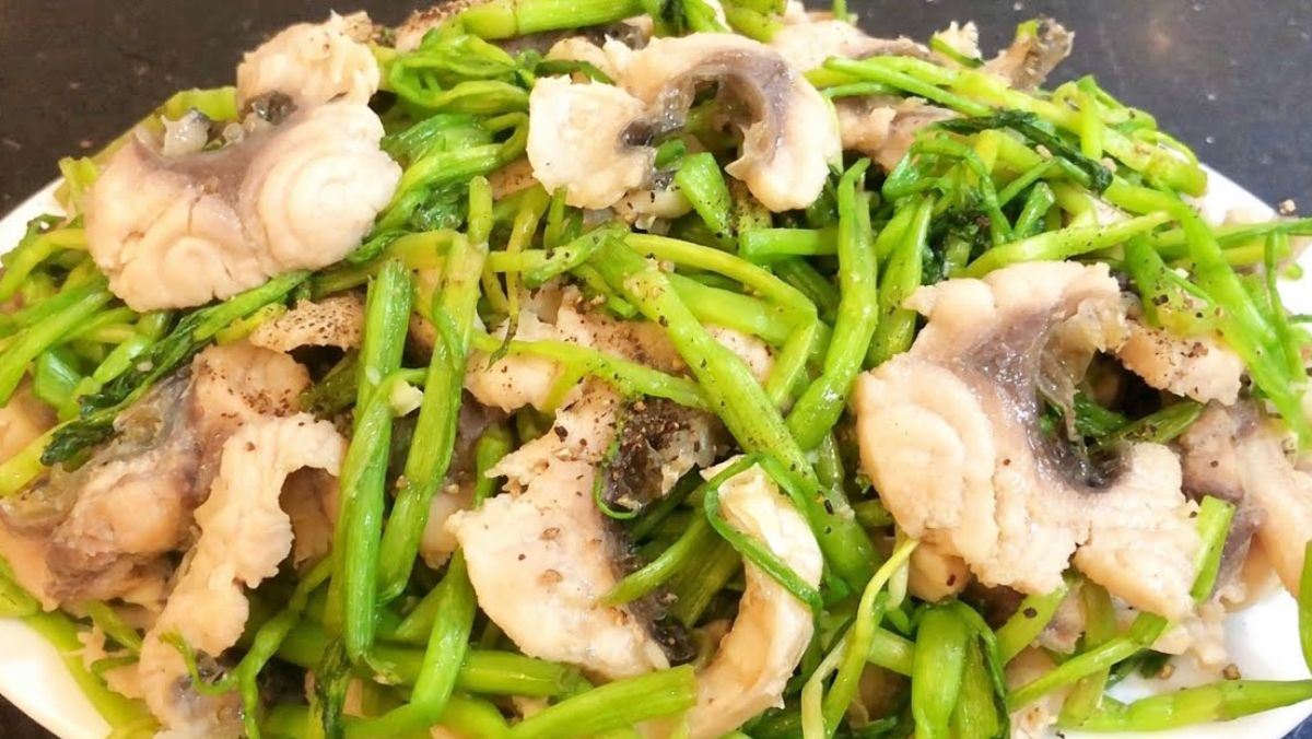 Cá chép giòn sống