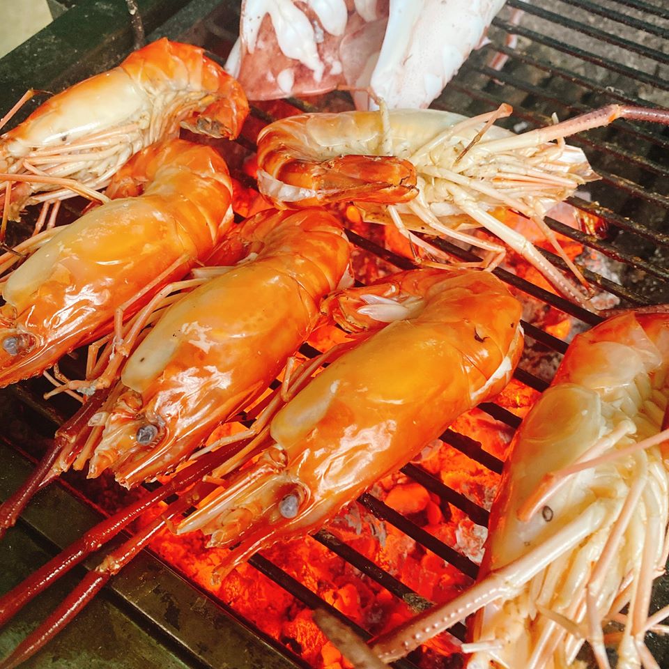 Tôm càng sen tươi sống