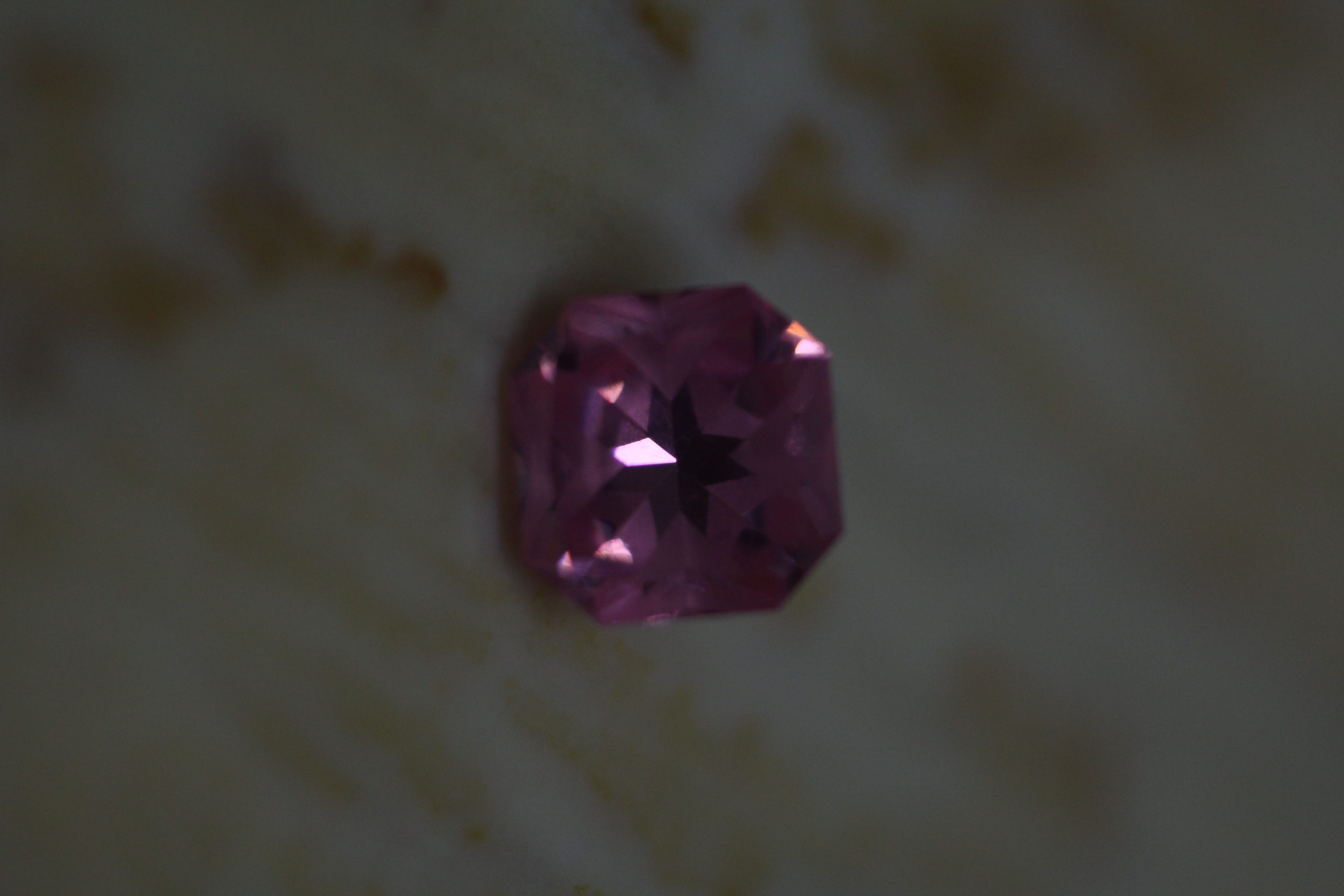 1.5 ct Color Change Cubic Zirconia