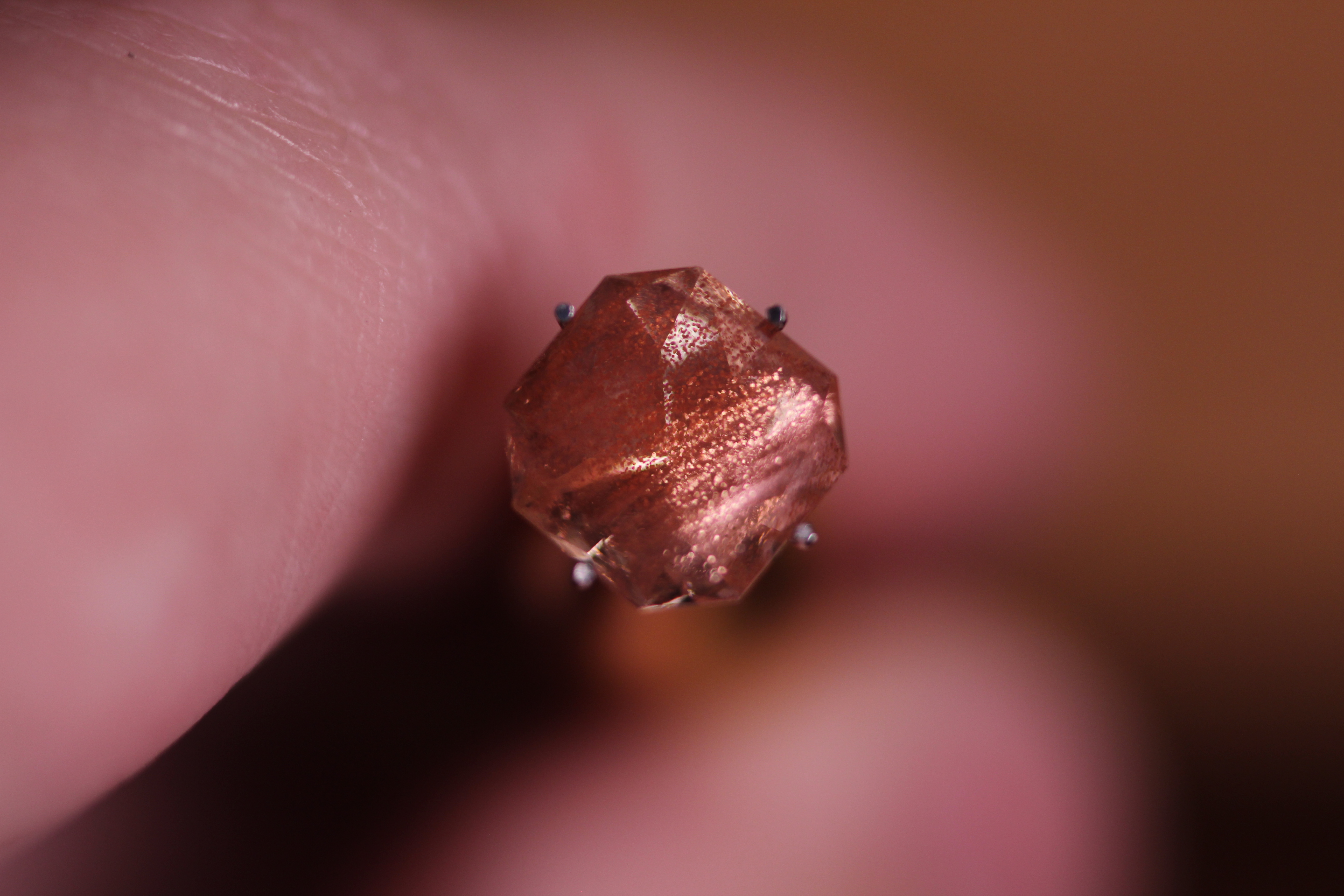 2.3 ct Oregon Sunstone
