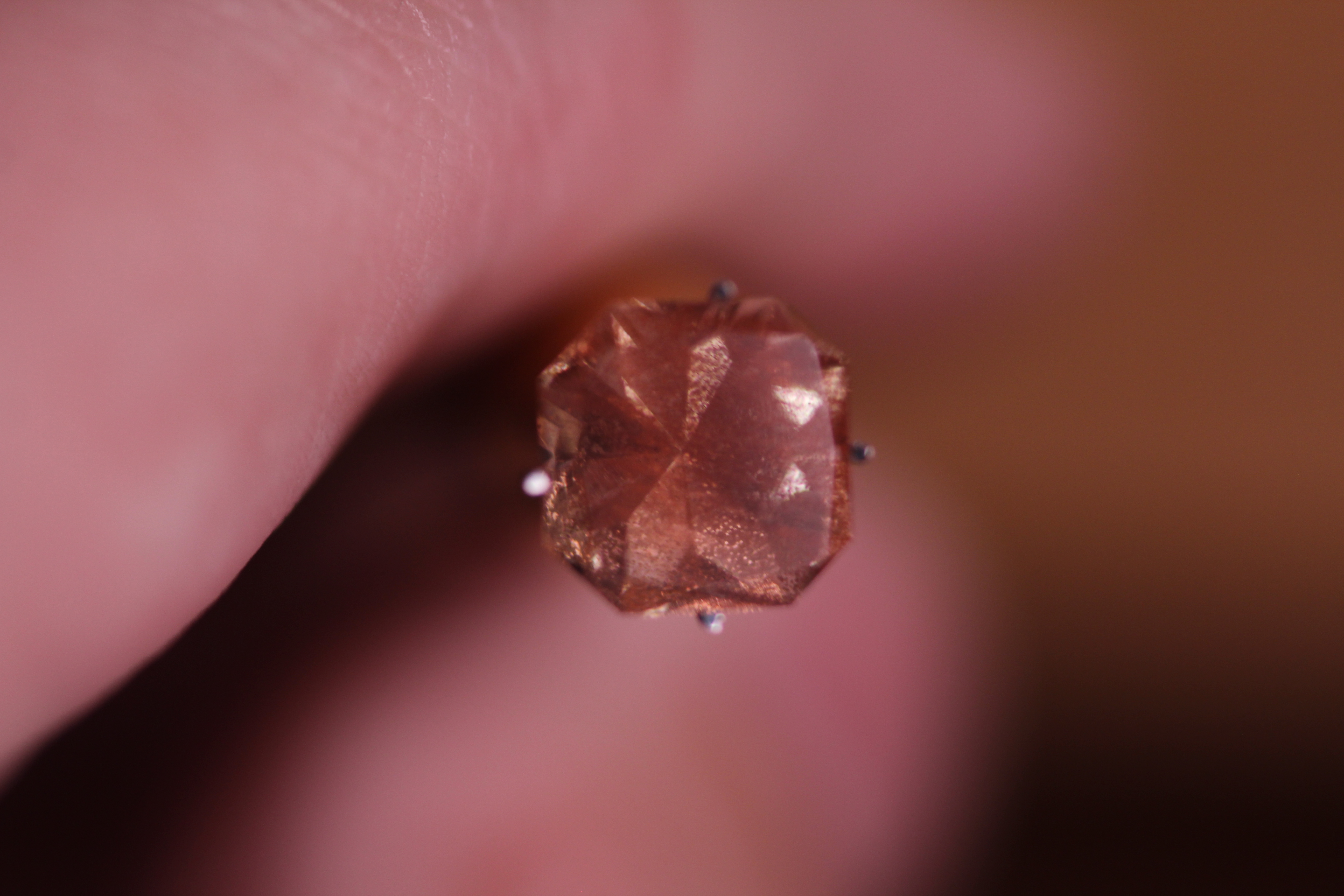 2.3 ct Oregon Sunstone