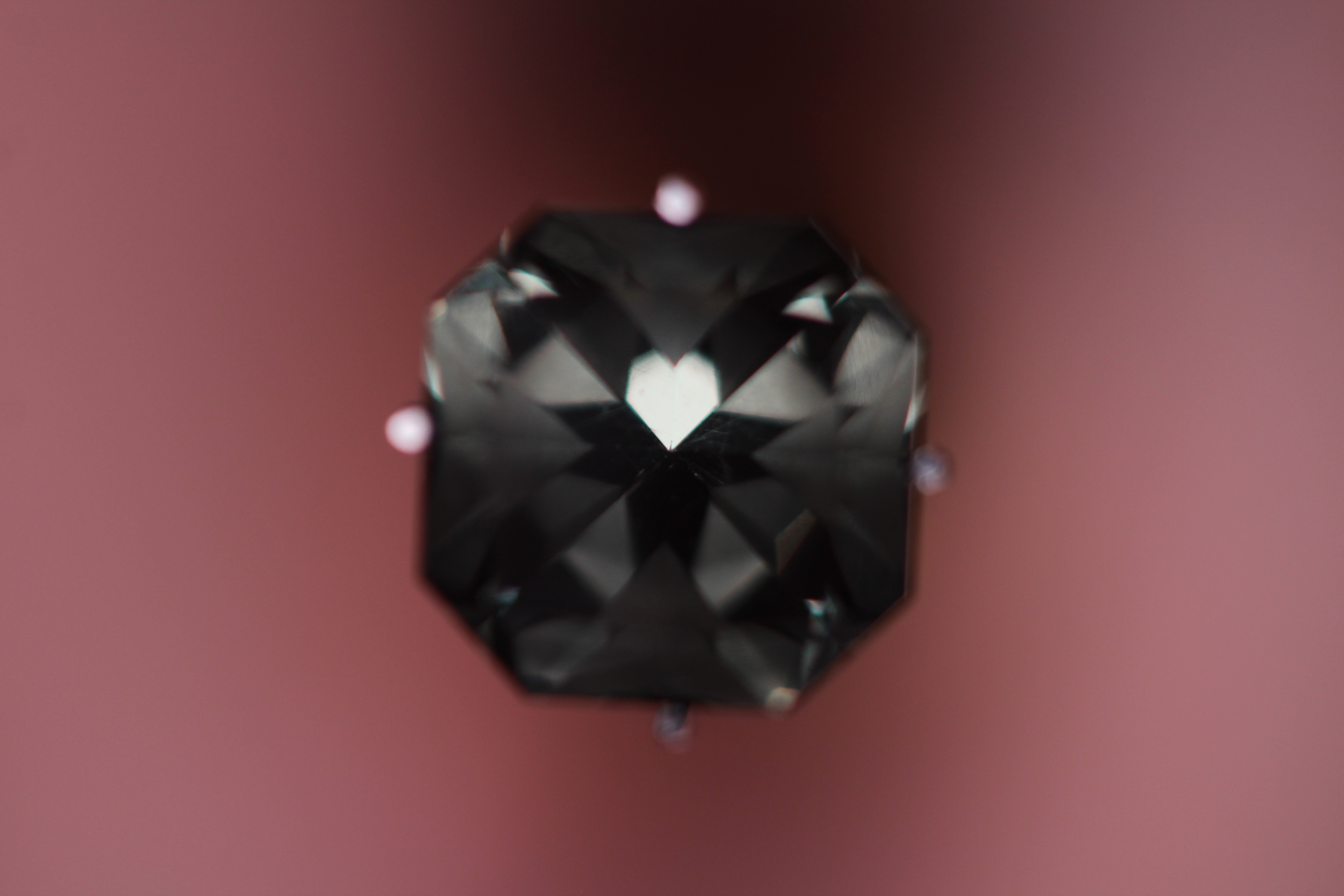 2.7 Ct Lab Spinel