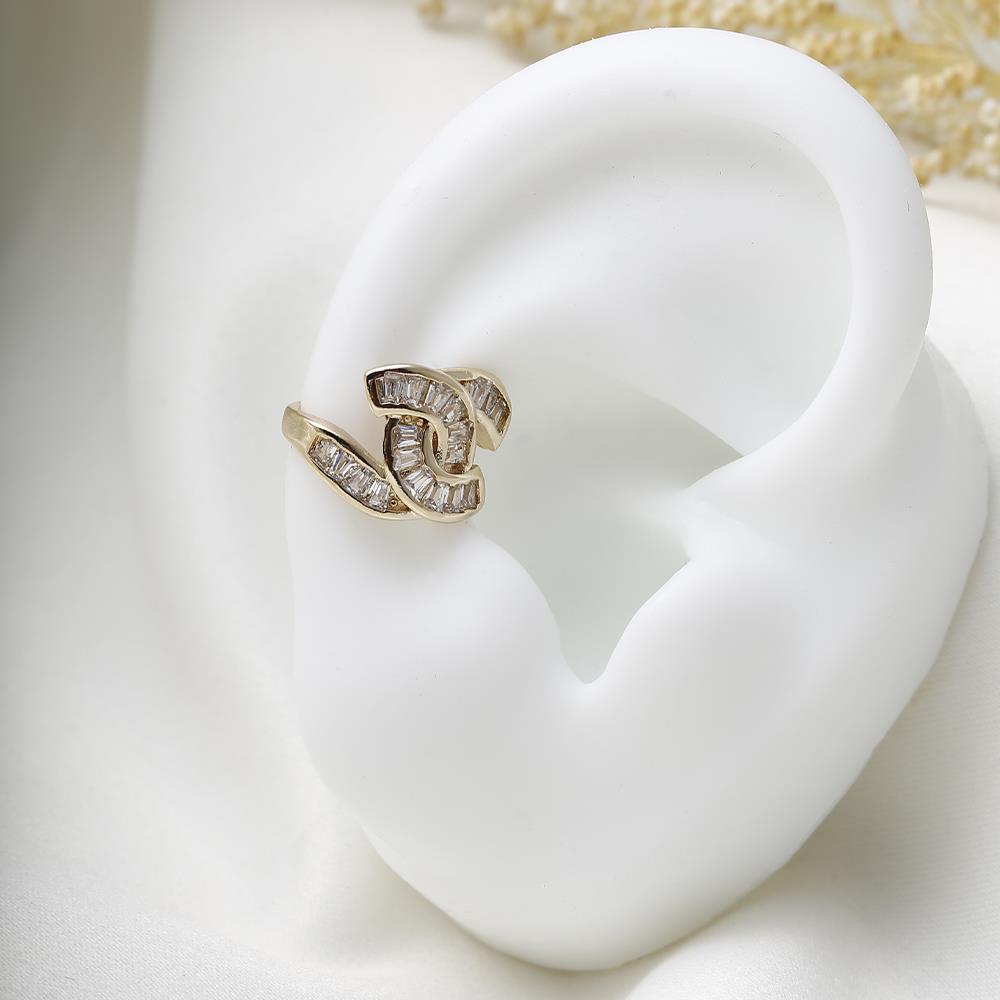 Anillo dorado con circonias