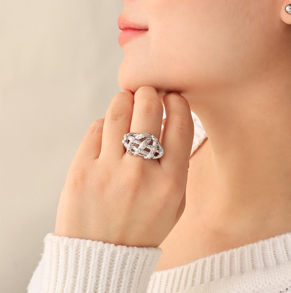 Anillo de plata elegante