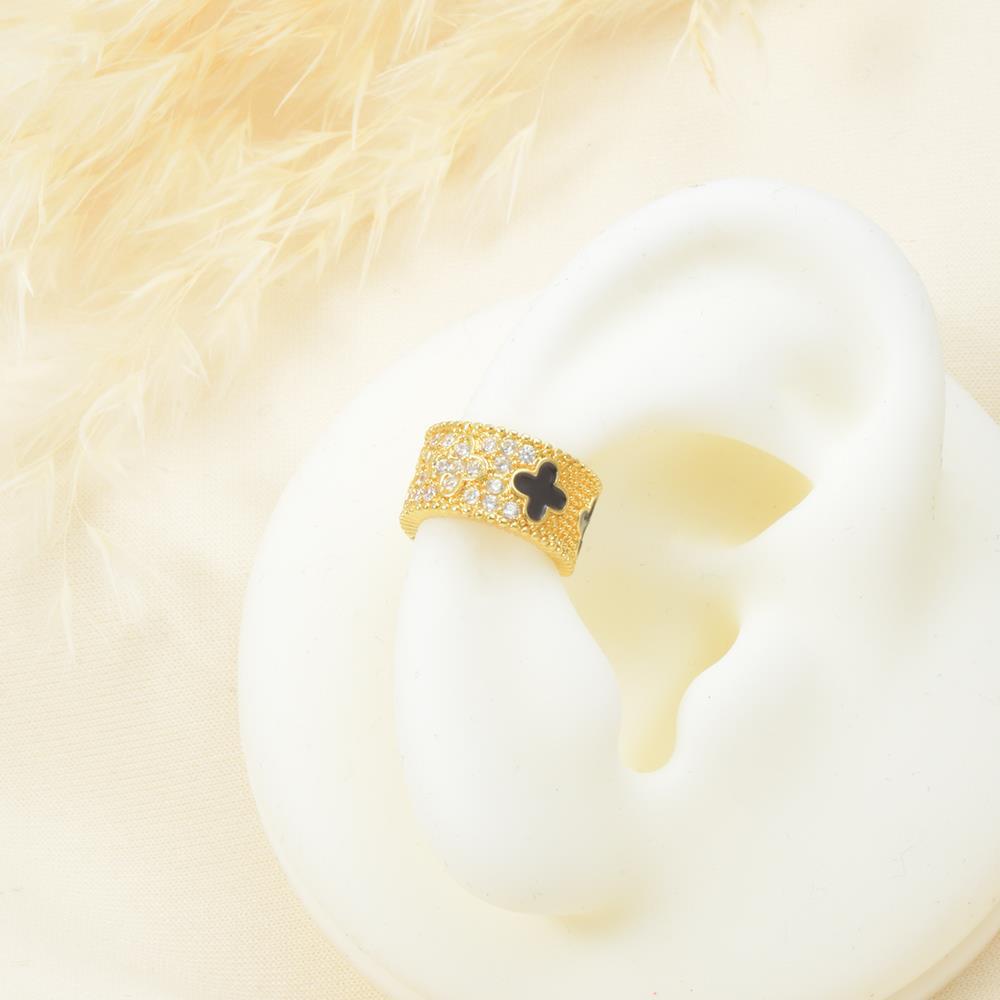 Anillo de oro elegante