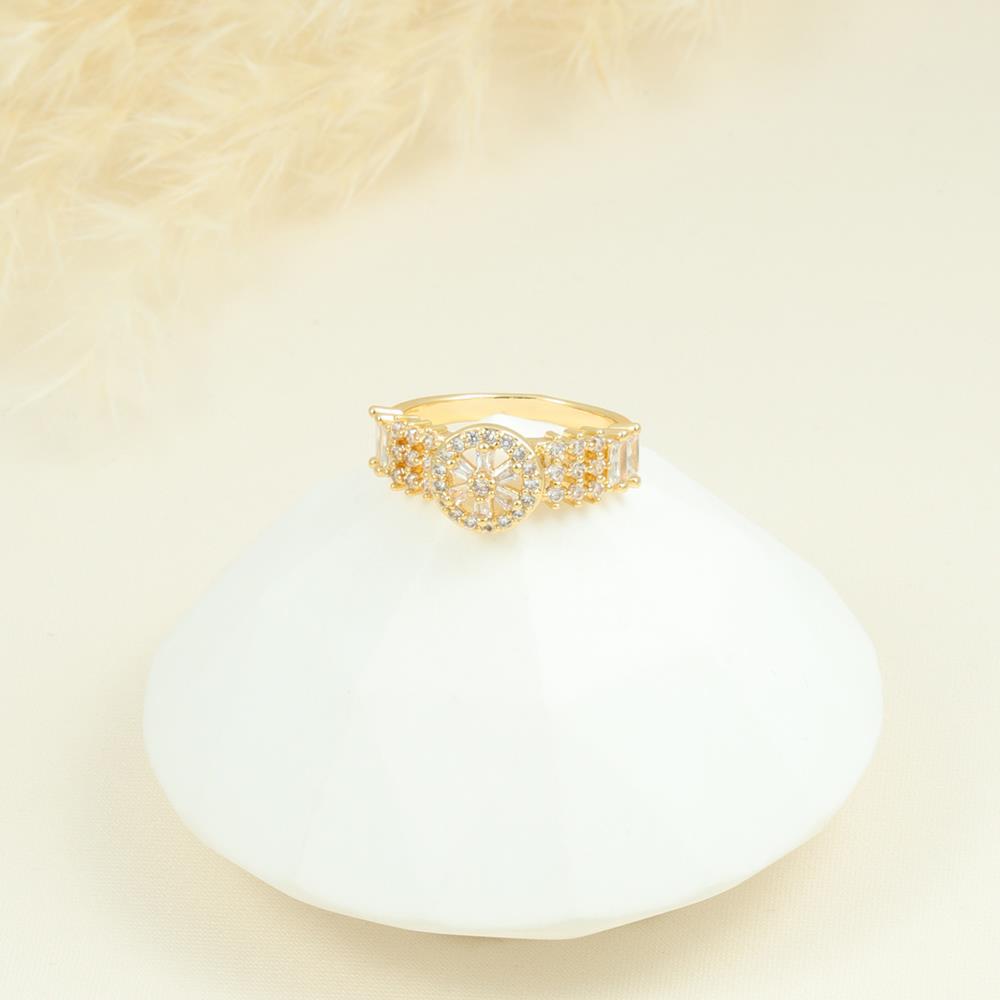 Anillo de oro con circonias