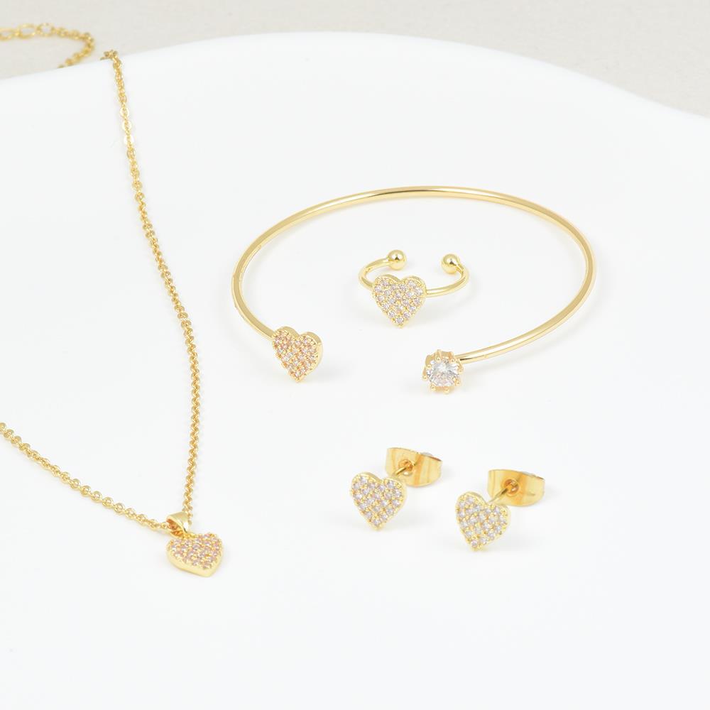 Set de joyería corazones dorados