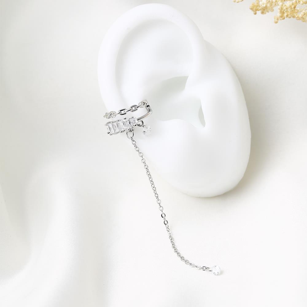 Ear Cuff de Cadena Plateado